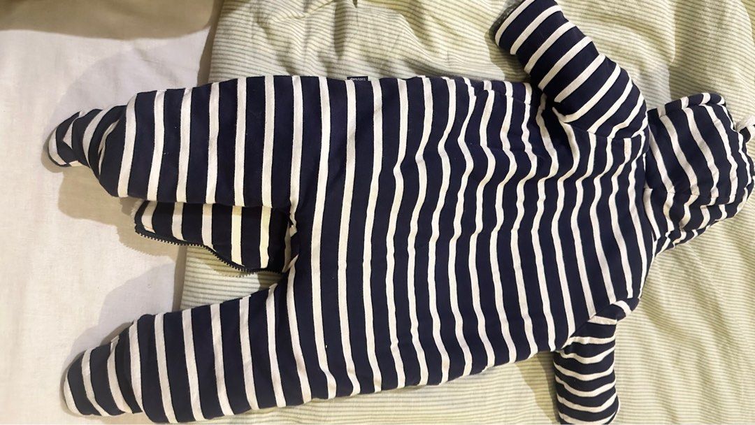 Gap baby winter bodysuit 2025