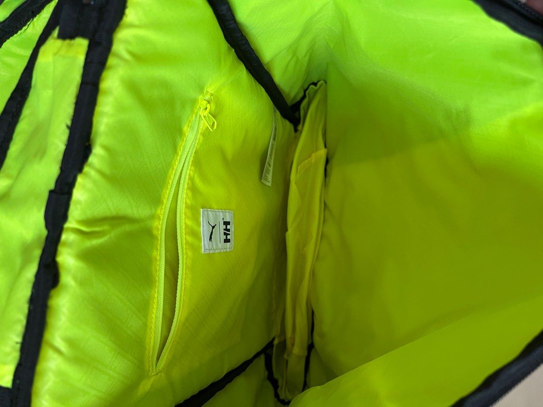 Backpack (Category: Backpacks) located in Singapore. Submitted by bluestrawberry (Listing ID 1340376182, Image 3). Description: Sturdy backpack Like new Sold as it is .