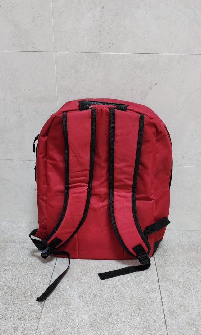 BN backpack (Category: Backpacks) located in Singapore. Submitted by xxhansxx (Listing ID 1340303003, Image 2). Description: brand new big base padded strap 32cm x 16 cm x 42cm self collect at Bishan s570196 only.