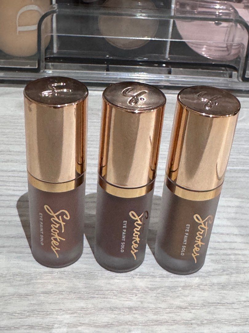 Brand New Strokes Liquid Eyeshadow Set (Category: Makeup) located in Mandaluyong City. Submitted by pamela.bernice (Listing ID 1340451444, Image 1). Description: Like New Strokes Eyeshadows in shades pixie, walnut, and drama. Opened them to check and was supposed to bring to a holiday trip- forgot them at home so selling as i have too much. Opened them to check shades so they may have color product on inner rim.