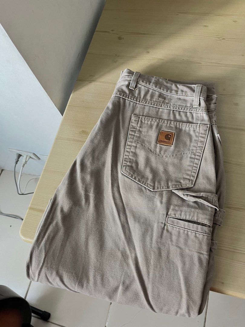 Carhartt Carpenter Pants Loose Fit (Category: Jeans) located in Manila. Submitted by D3CLUTTER (Listing ID 1340341153, Image 3). Description: Dimes L - 40 W - 36 Hem - 9 Thigh - 13.5 Rise - 12.5 ₱ 1600 plus shipping fee DM📩 mwap!.