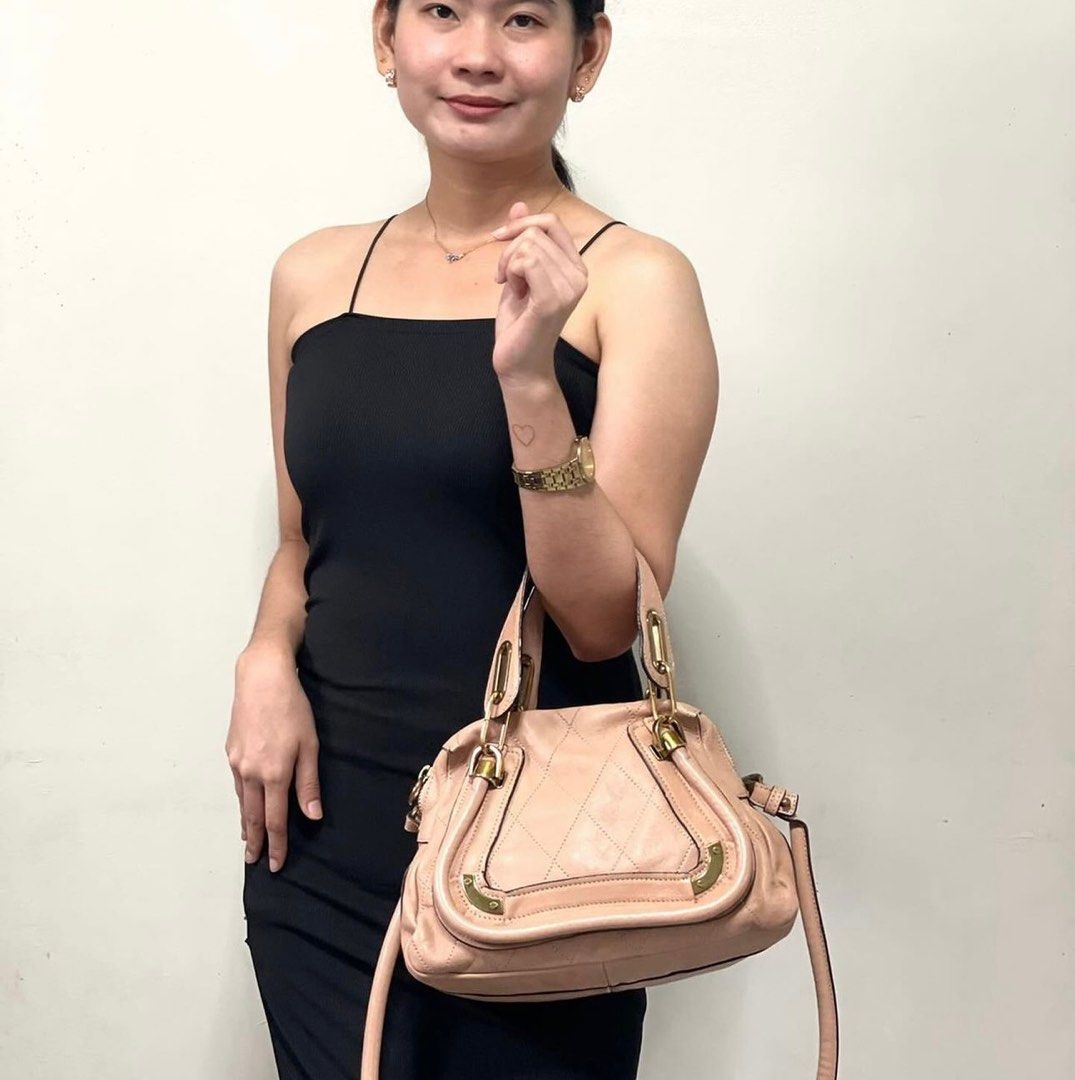 Chloe Mini Paraty (Category: Luxury Bags & Wallets) located in Manila. Submitted by luxuryprelovedbagsby_by_agnes (Listing ID 1340422908, Image 2). Description: Mini 29k best price na po Accepting credit card payments Safe and contactless payment up to 36 months! Pay conveniently online . We offer you a safe and convenient way of paying online via link or email. No need to go out to pay for your purchases. You can pay thru your credit cards right