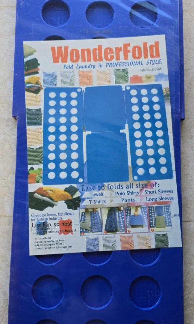 Clothes folder (Category: Home Improvement Tools & Accessories) located in Singapore. Submitted by yslpink (Listing ID 1340343941, Image 1). Description: Self collection at 55b Jalan Taman Rio Garden S329001.