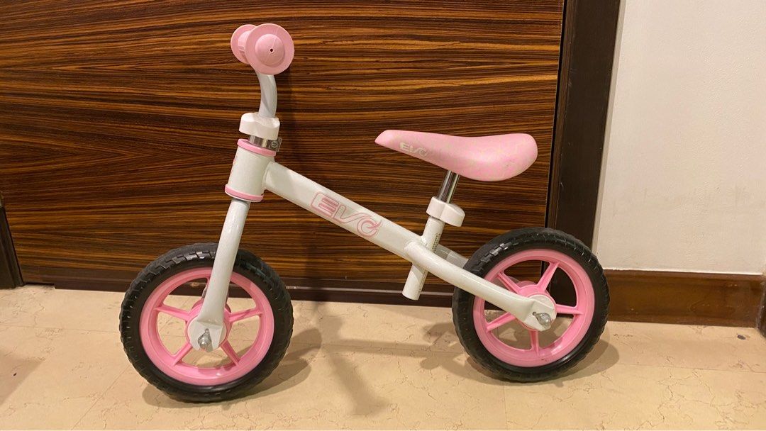 Evo balance bike pink cheap