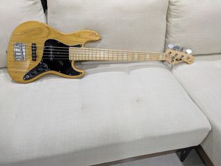 (Category: ) located in . Submitted by melvin.bassist (Listing ID 1340415711, Image 1). Description: .