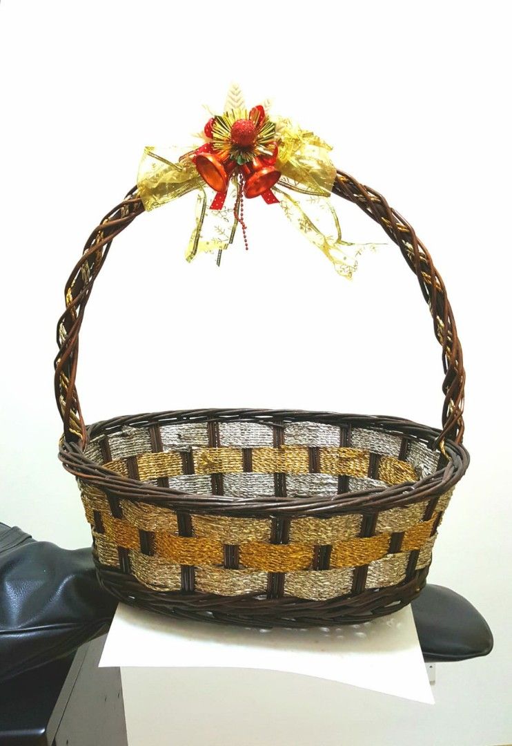 Hamper Baskets (Category: Flowers & Bouquets) located in Singapore. Submitted by koolfossil (Listing ID 1340316821, Image 2). Description: Assortment of hamper baskets for any occasion. Varnished rattan basket, decorated. 42 x 35 x 14cm (depth) $12 Woven PVC basket. 35 x 18 x 17cm (depth) $8 Red PVC/leather basket with felt interior. Base 37 x 20cm $7 Black powdered Steel basket. 31 x 21 x 12cm $5 White rope basket 34 x 26 x6cm $3 Hexagonal reinf