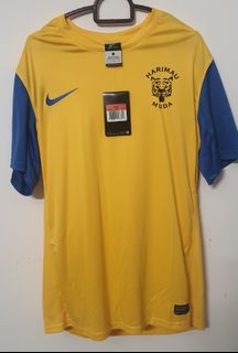 (Category: ) located in . Submitted by collectiblejerseys (Listing ID 1340463325, Image 1). Description: .