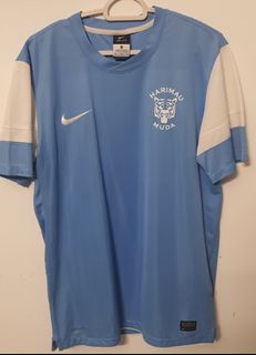 (Category: ) located in . Submitted by collectiblejerseys (Listing ID 1340463863, Image 1). Description: .