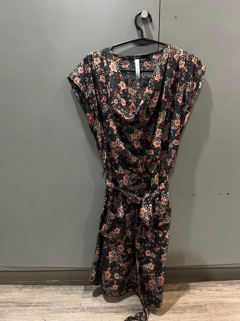 Kensie Dress Mini (Category: Dresses) located in Paranaque City. Submitted by amberprelovedstuff (Listing ID 1340420169, Image 1). Description: -Nice and breezy material -Fits small to medium -RFS: Decluttering PLEASE READ‼️❤️ -Only for pickup via Grab or Lalamove -Delivery Fee shouldered by the buyer -Location is Bicutan -Last price is posted -Payment is through gcash only.
