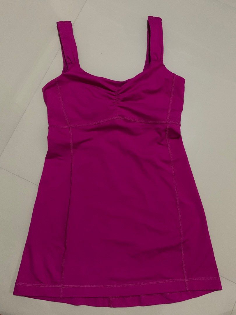LULULEMON compression tops & sports bra (Category: Activewear) located in San Fernando. Submitted by project.cleanup (Listing ID 1340406707, Image 2). Description: Can be sold as bulk or individually All size 4 stickers With pad slots NO flaws SUPER GANDA NG FIT 🥹🥰 Negotiable & open for swap 😚.