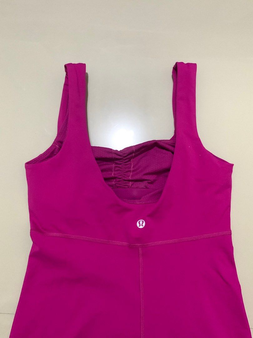 LULULEMON compression tops & sports bra (Category: Activewear) located in San Fernando. Submitted by project.cleanup (Listing ID 1340406707, Image 3). Description: Can be sold as bulk or individually All size 4 stickers With pad slots NO flaws SUPER GANDA NG FIT 🥹🥰 Negotiable & open for swap 😚.
