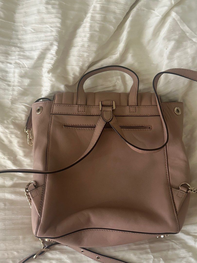 Michael Kors Whitney Backpack Bag (Category: Luxury Bags & Wallets) located in Pasig City. Submitted by beyond.vintage (Listing ID 1340308655, Image 2). Description: .