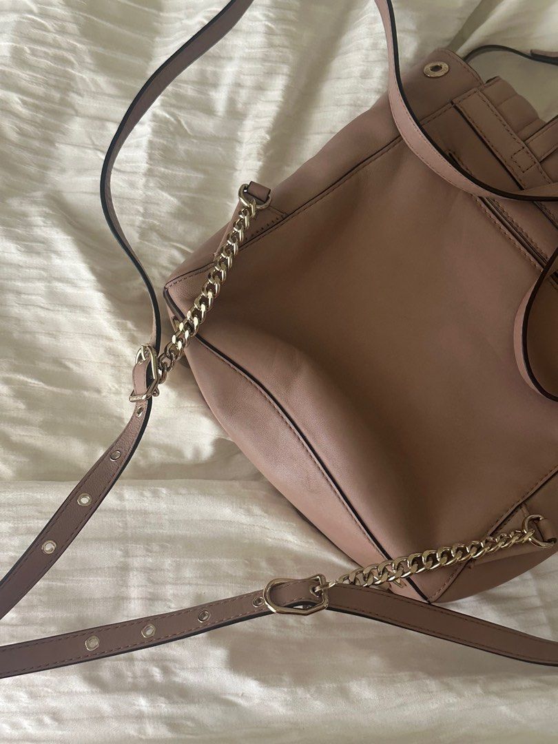 Michael Kors Whitney Backpack Bag (Category: Luxury Bags & Wallets) located in Pasig City. Submitted by beyond.vintage (Listing ID 1340308655, Image 3). Description: .