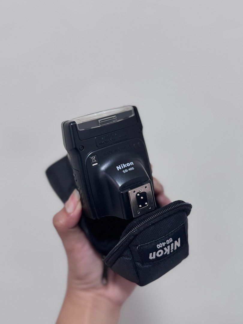 Nikon SB-400 Flash (Category: Lens & Kits) located in Pasig City. Submitted by lara.samudio (Listing ID 1340395967, Image 1). Description: .