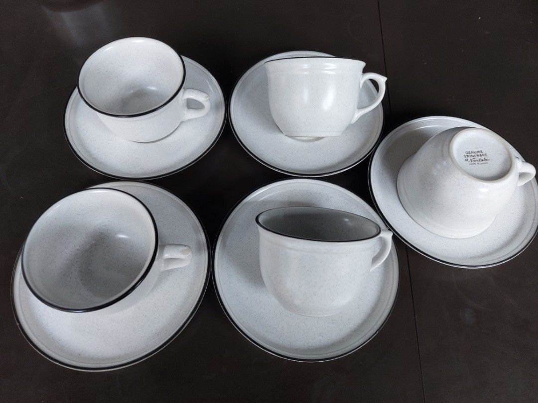 Noritake Vintage Oreo Stoneware (Category: Coffee & Tea Tableware) located in Dipolog. Submitted by egayibanez (Listing ID 1340368606, Image 3). Description: Vintage Noritake Oreo Genuine Stoneware set of 5 cup and saucer Made in Japan.