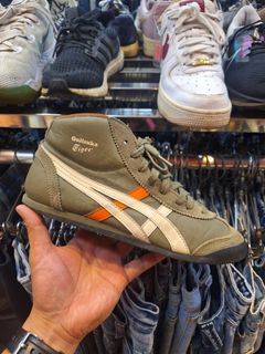 (Category: ) located in . Submitted by _eazythrift2200 (Listing ID 1340354031, Image 1). Description: .