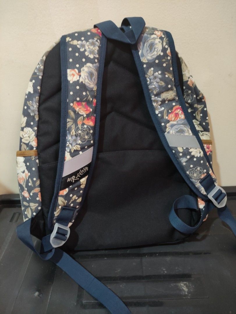 Original Ruffles Flora pattern navy blue Backpack (Category: Backpacks) located in Rodriguez. Submitted by starpreloveditems (Listing ID 1340350232, Image 2). Description: - Used for school for 2 years. -Comes with a matching pencil pouch. -No flaws -Good condition MoP: Gcash.