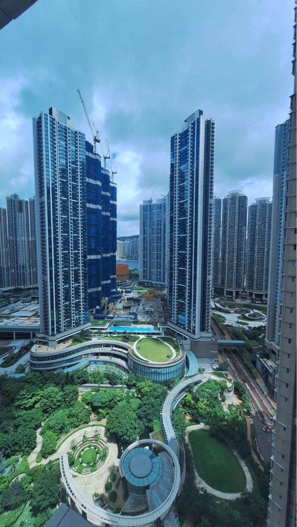 *Park Seasons* ⬆️ Wheelock Properties' recent representative work 👏🏻 Starting from HK$14,018,000 after discount, only one unit left *Genuine LOHAS Park Station integrated - ideal for both living and rental* *HK Property new development - residential estate*64077577068034111