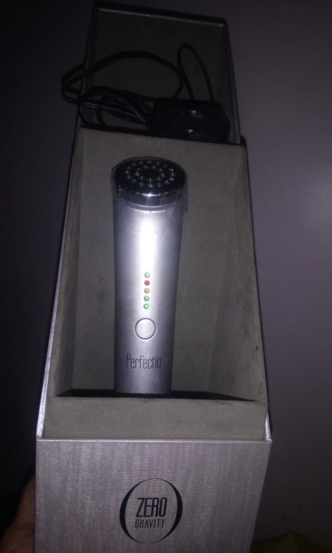 Perfection TM silver zero gravity (Category: Face Care) located in Manila. Submitted by zapote4323 (Listing ID 1340419529, Image 3). Description: Preloved but good condition not much used..