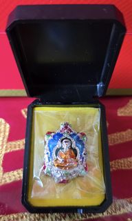 (Category: ) located in . Submitted by xtremethaiamulet21 (Listing ID 1340310875, Image 1). Description: .