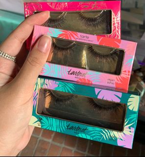 (Category: ) located in . Submitted by the.inside.closet (Listing ID 1340431608, Image 1). Description: .