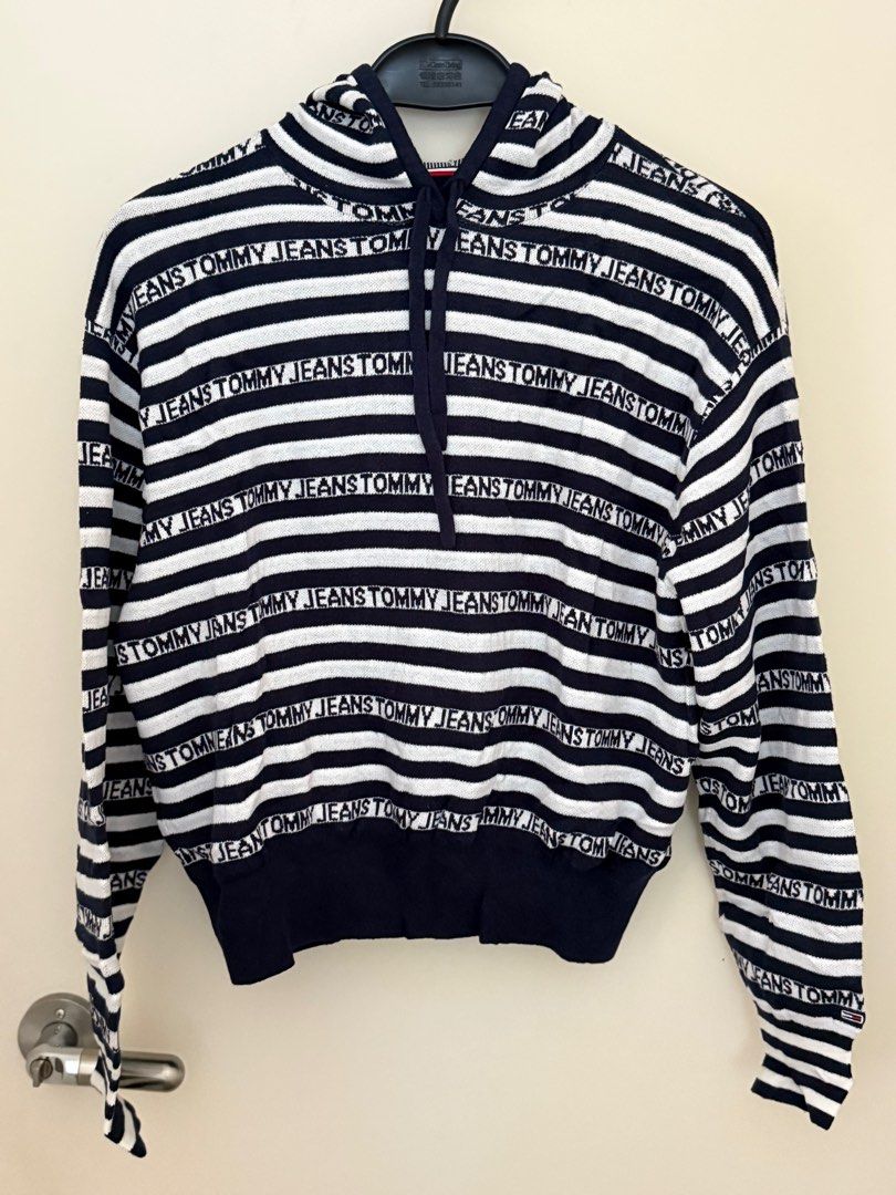 Tommy Hilfiger Tommy Jeans sweater hoodie Carousell