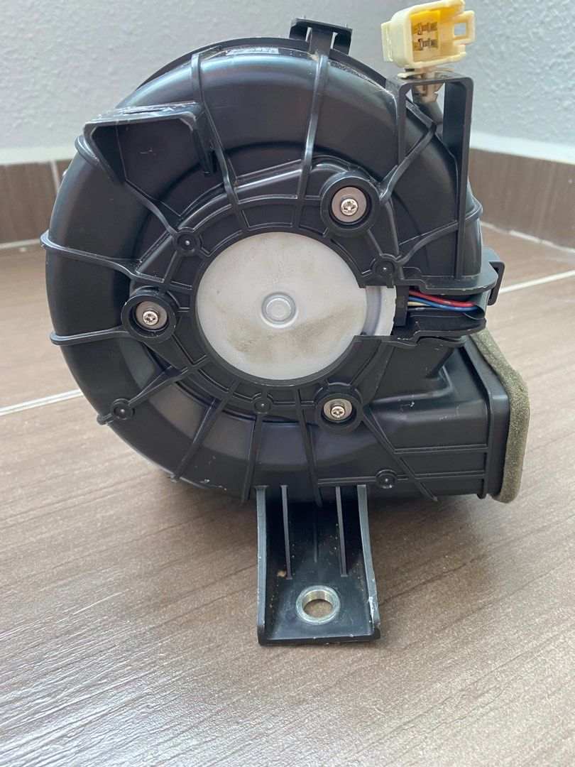 Toyota Prius C Hybrid Battery Fan ORI Japan, Auto Accessories on Carousell