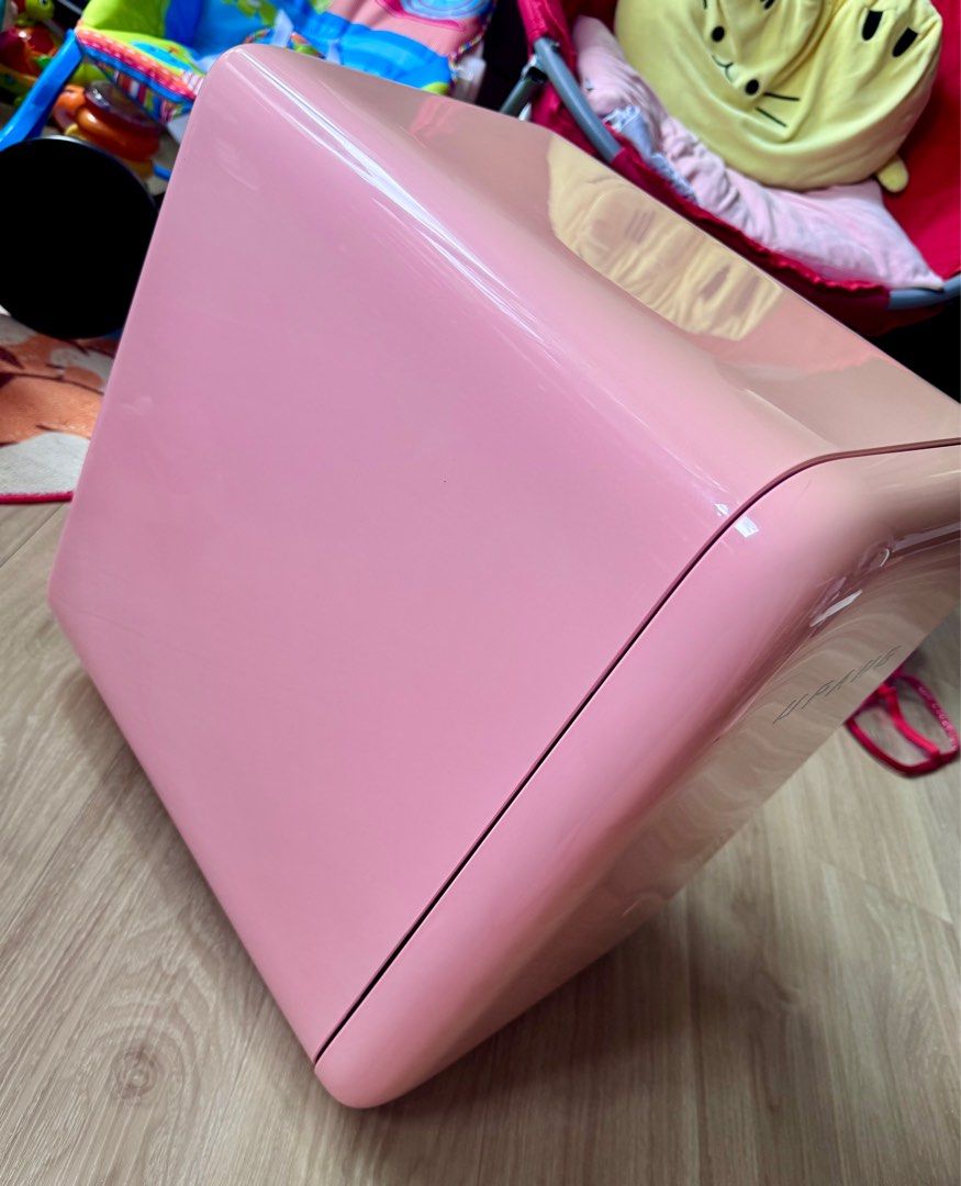 UPANG PLUS UV Sterilizer For Sale (Category: Breastfeeding & Bottle Feeding) located in Dumaguete. Submitted by pinksia36 (Listing ID 1340391213, Image 2). Description: UPANG PLUS UV Sterilizer + LED UV Sterilizer For Sale (15000) pm if interested.