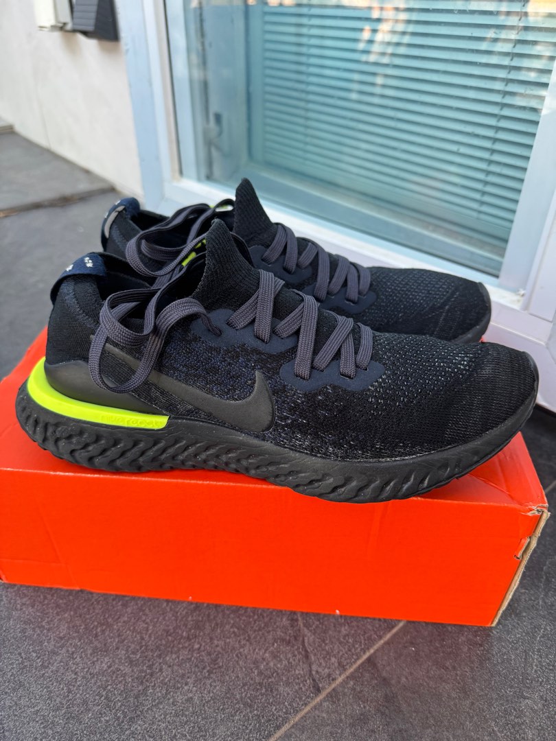USED Nike Epic React Flyknit 2 SE Sequoia US9 Carousell