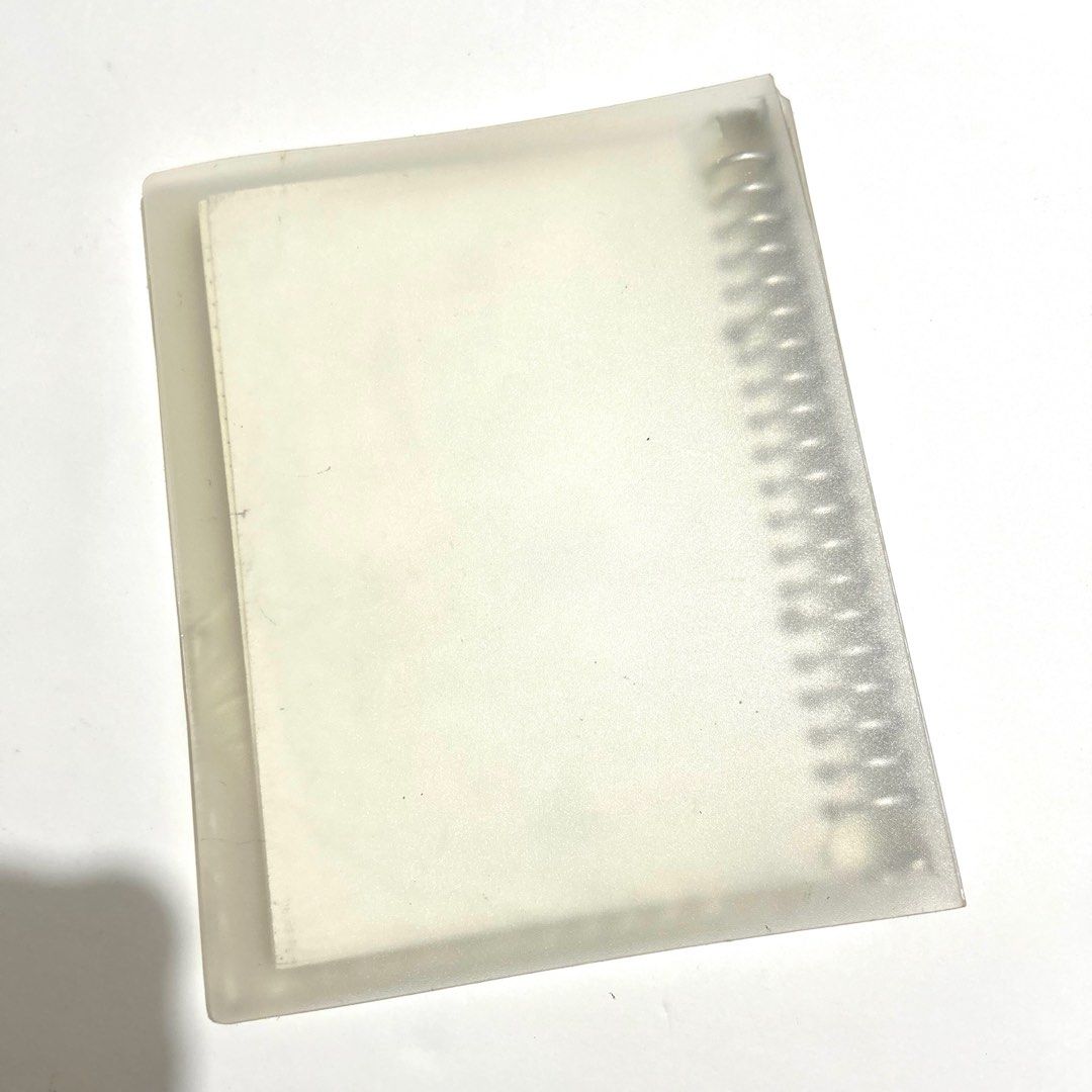 Veco Classify Ring Binder Notes (1pc): 20 Ring, A5, Refillable,100 sheets DOTTED Cream Paper (Category: Stationery & School Supplies) located in Manila. Submitted by shereels (Listing ID 1340404012, Image 3). Description: Firm translucent plastic cover *20-ring Binder *Includes 110 sheets Cream 80gsm *Refillable *7-3/8in x 9-1/4in *Dotted Paper.