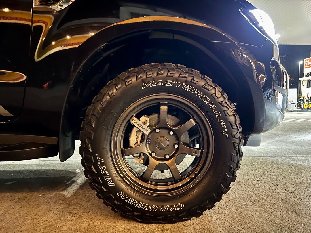 18s Rota Realite offroad mags with Mastercraft 275/65/18 tires (Ranger ...