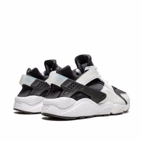 60 off Nike Air Huarache Orca sneakers Black and White Men Shoe Men s Fashion Footwear Sneakers on Carousell