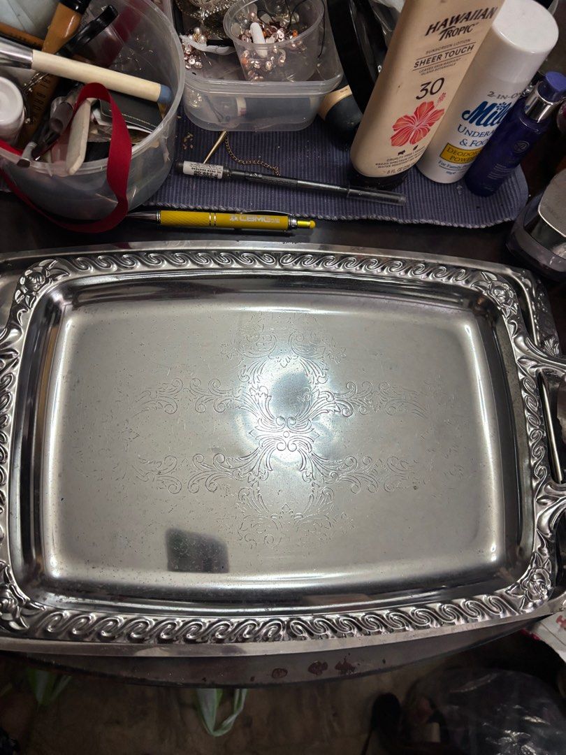 6 pc stainless steel serveware (Category: Other Kitchenware & Tableware) located in San Juan City. Submitted by vangie1019 (Listing ID 1340485655, Image 3). Description: 6 pc setveware - trays, candy dish, butter dish.