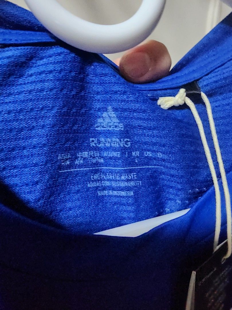 Adidas (Category: Activewear) located in Manila. Submitted by zamken21 (Listing ID 1340614123, Image 3). Description: adidas brandnew own the run tee size medium.