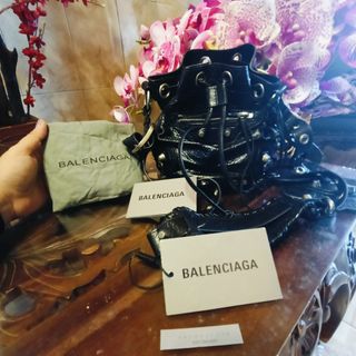 (Kategori: ) berada di . Dikirim oleh larasyatie_bailey (ID iklan 1340649800, Gambar 1). Deskripsi: .