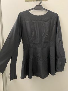 (Category: ) located in . Submitted by mediumpreloved (Listing ID 1340515133, Image 1). Description: .