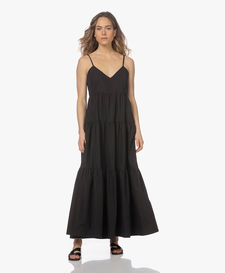 Black self tie tiered dress (Category: Dresses) located in San Jose del Monte. Submitted by greynclark (Listing ID 1340618768, Image 1). Description: .
