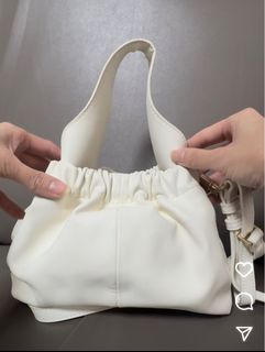 （分類：）位於 。 由 sher.fiact 提交（商品編號 1340554160，圖片 1）。簡介： 。