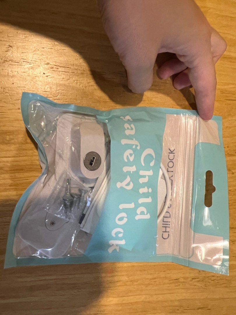 Children safety locks
