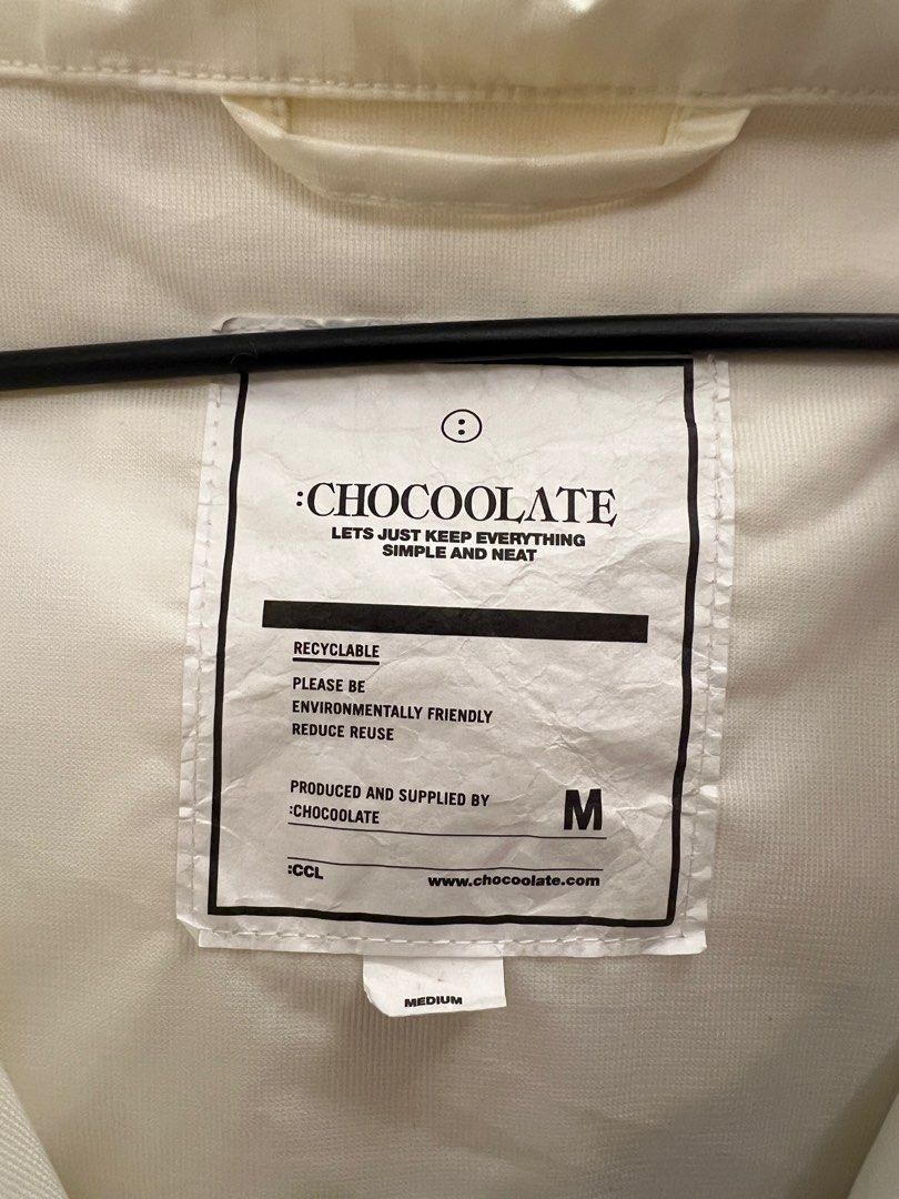 正版全新Chocoolate米白風行外套 原價港幣500 台幣約2000