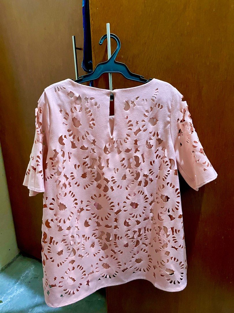 Freeway Light Pink Blouse (size small) (Category: Blouses) located in Binan City. Submitted by deulli (Listing ID 1340561490, Image 3). Description: Has some pilling on the armpits and shoulders due to improper laundering. Can be removed by a fabric shaver. Color is close to light old rose. Perfect for officewear. No need for camisole/sando. Fits size small in Uniqlo RFS: Doesn’t fit my mom anymore. Decluttering .