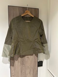 Initial上衣64186136394115110