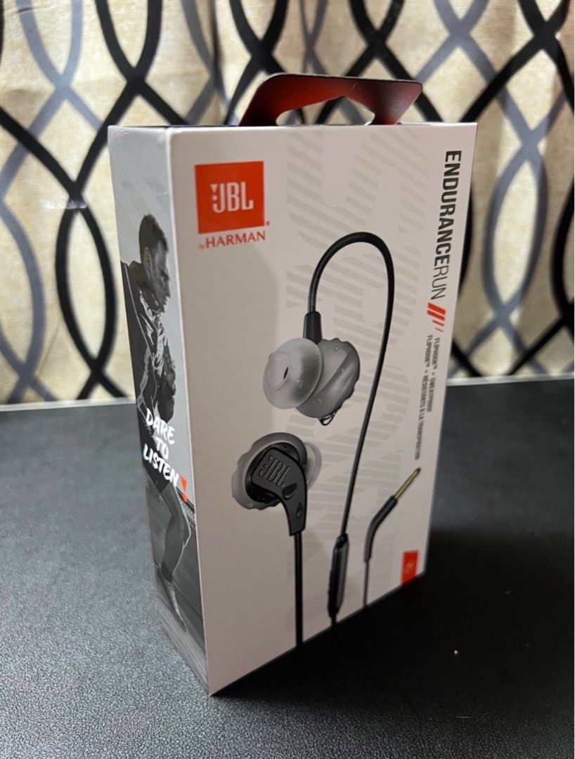 JBL ENDURANCE RUN (Category: Earphones) located in Manila. Submitted by med.siblings (Listing ID 1340548541, Image 1). Description: GENERAL SPECIFICATIONS Ear tip materialSilicon Headphones jack type3.5 mm AUDIO SPECIFICATIONS Driver size (mm)8.2 Dynamic frequency response range (Hz)20Hz – 20kHz Number of drivers per ear1.0 FEATURES 1-Button Remote/ Mic: Yes Bixby: No Hands Free Call: Yes In-ear: Yes Secure Fit: Yes Siri/ Google Now: Yes Sweat Pr