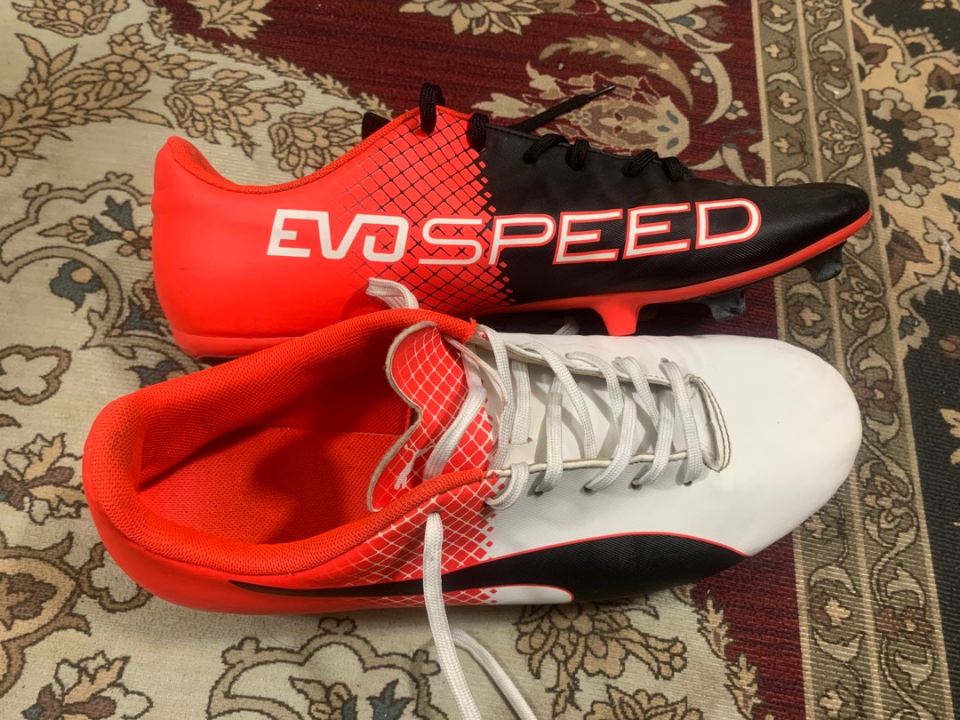 Kasut Bola Puma Evospeed 5.5 FG Sports Equipment Sports Games Racket Ball Sports on Carousell