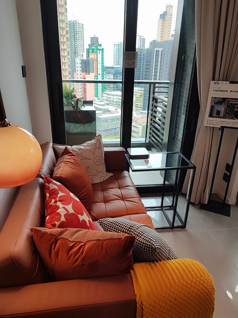 Larchwood‼️*From $4xx,000* Spacious 1-bedroom suite *Fully furnished* *Walking distance to MTR Line 3 station* 👑Prime urban location *Top investment choice with high ROI* 👑3.5-meter ceiling height *Buy one floor, get an extra level* *HK PROPERTY new development - residential project*63438222715522114