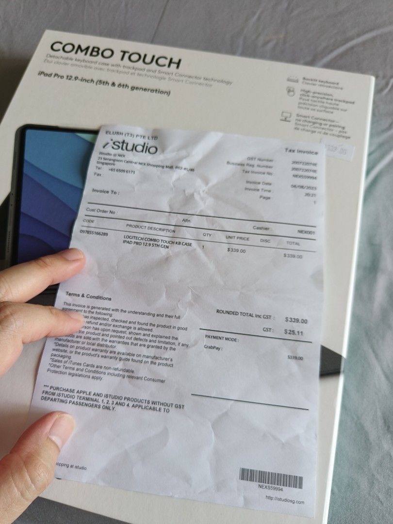 Logitech Combo Touch (Category: Laptops & Notebooks) located in Singapore. Submitted by firezzzzz (Listing ID 1340485673, Image 2). Description: for iPad pro 12.9 inch (5th & 6th generation) gotten in 4/8/23 my iPad used less than 3 times hence likewise for this keyboard I can't get use of iPad hence back in sept, I gotten surface pro. iPad for sale too, can refer to another post *do refer to 2nd picture.. slight chip while removing my iPad. does