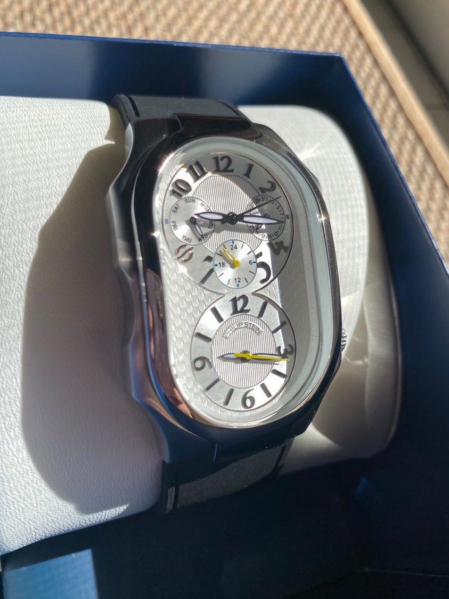 Philip Stein Men's Watch (Category: Luxury Watches) located in Manila. Submitted by deiclacio_ (Listing ID 1340625283, Image 3). Description: ON HAND IN PH & FINAL PRICE.