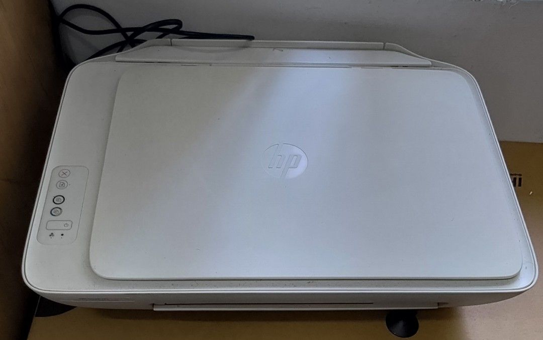 Printer & Scanner HP (Category: Printers, Scanners & Copiers) located in Kuala Lumpur. Submitted by vasanth_36 (Listing ID 1340485283, Image 1). Description: HP printer with scan and print function. Ink has finished and has to be refilled. PM for more details.