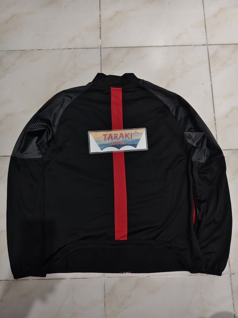 PUMA FLY EMIRATES ACM (Category: Coats, Jackets and Outerwear) located in Baguio. Submitted by igorotak.111.taraki.com (Listing ID 1340645381, Image 2). Description: FS PUMA FLY EMIRATES ACMILAN DRYCELL ZIPPED JACKET GOOD AS NEW NO ISSUES SOBRANG IGOP NITO❤️ L-23.5 W-21 CAN FIT M-L CAN DO DIRECT PM TO PIRCHASE FOR FASTER TRANSACTION THANKYOU 🙏❤️ ASKING PRICE 2880 FREE SF.