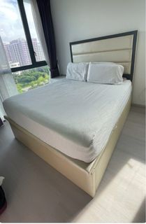 (Category: ) located in . Submitted by dustbin999 (Listing ID 1340486842, Image 1). Description: .